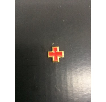 Pin de metal com Cruz vermelha